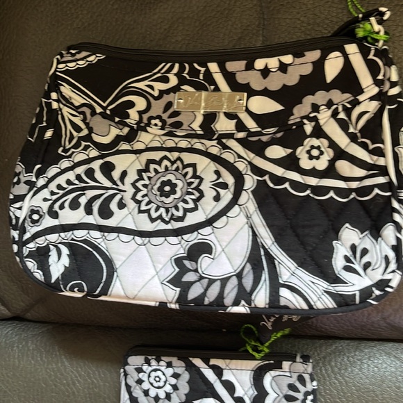 Vera Bradley midnight paisley little crossbody and coin case - Picture 2 of 10